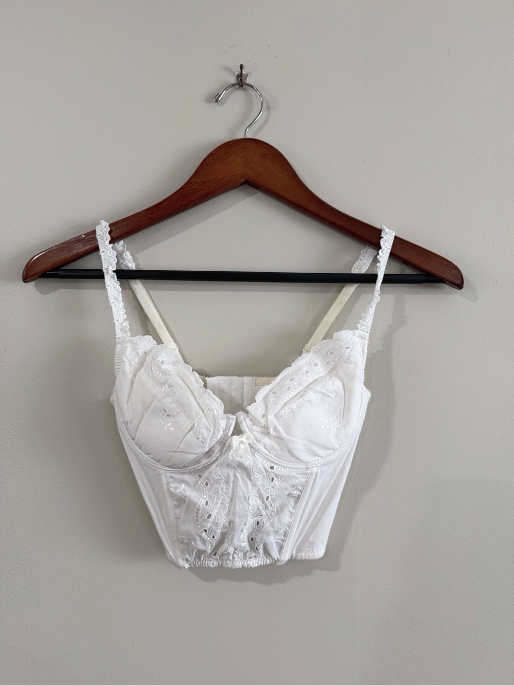 Vintage Victoria's Secret Gold Tag 34B White Cotton Eyelet Bustier Y2K Coquette